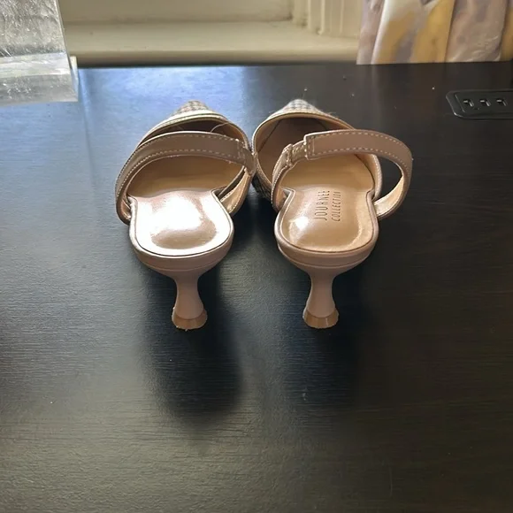 Journee Collection shoes in great condition - Picture 3 of 5
